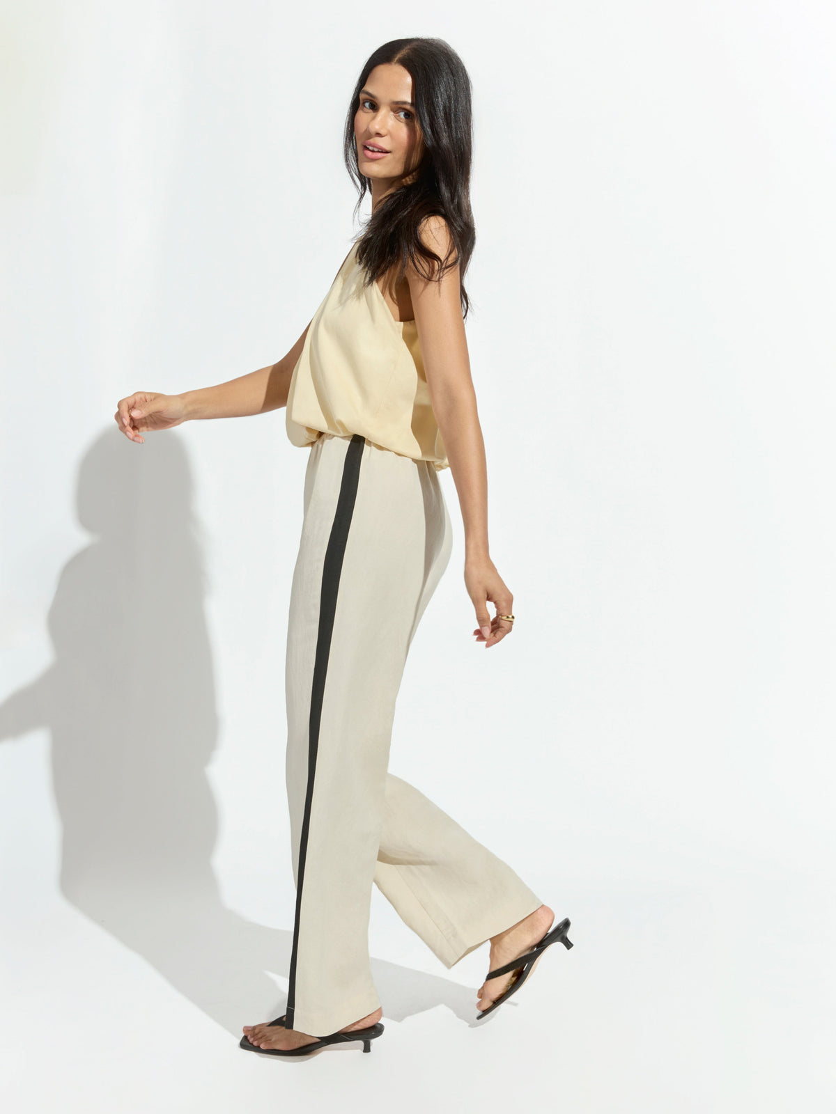 CASUAL TRACK PANT SUMMER SAND / BLACK - Sanctuary Clothing