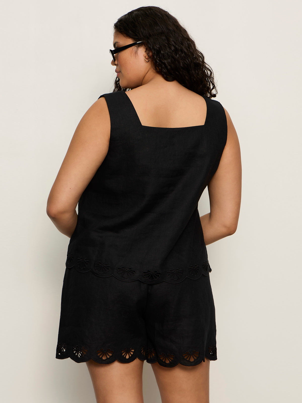 Almost There Linen Top Black Extended Sizing - Sanctuary Clothing