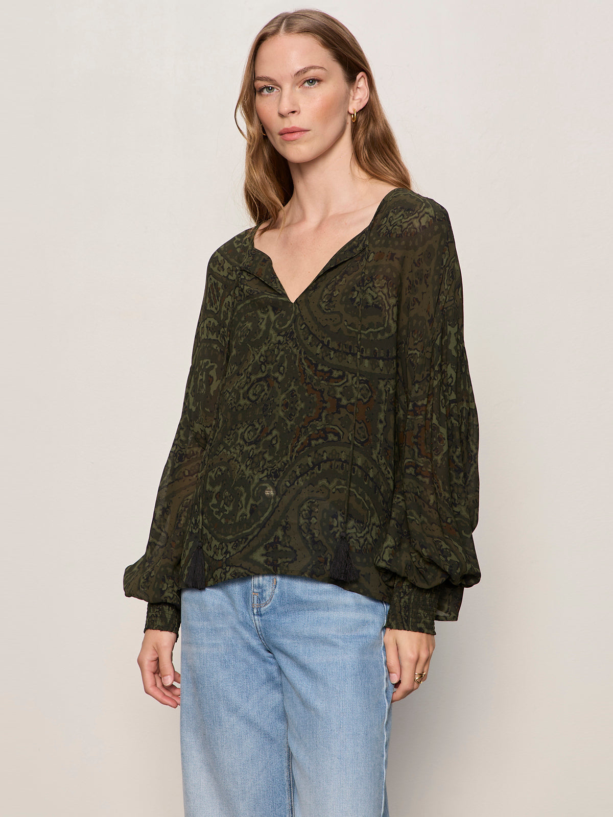 THE MOMENT VOLUME BLOUSE MIDNIGHT MOSS - Sanctuary Clothing