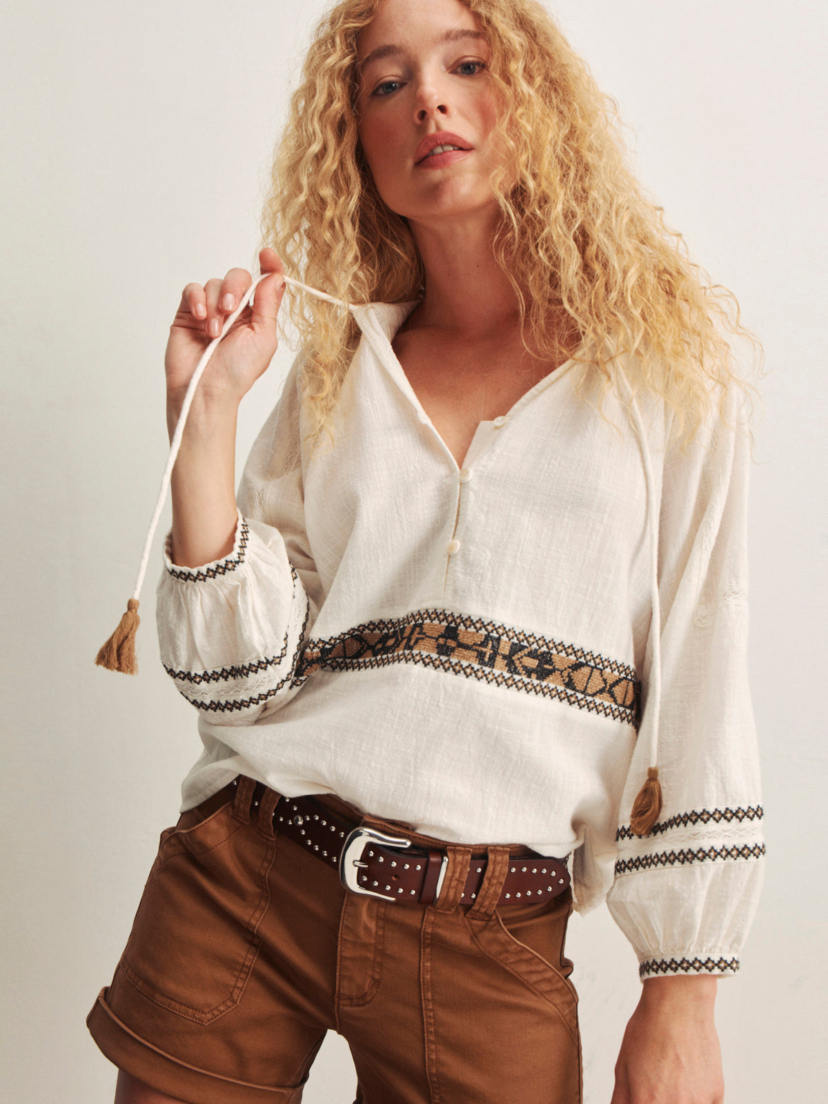 RETREAT EMBROIDERED BLOUSE CHALK - Sanctuary Clothing
