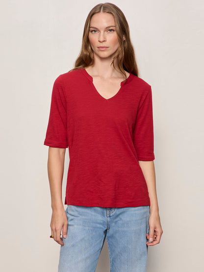 DOLCE NOTCH NECK TEE RED BERRY - Sanctuary Clothing