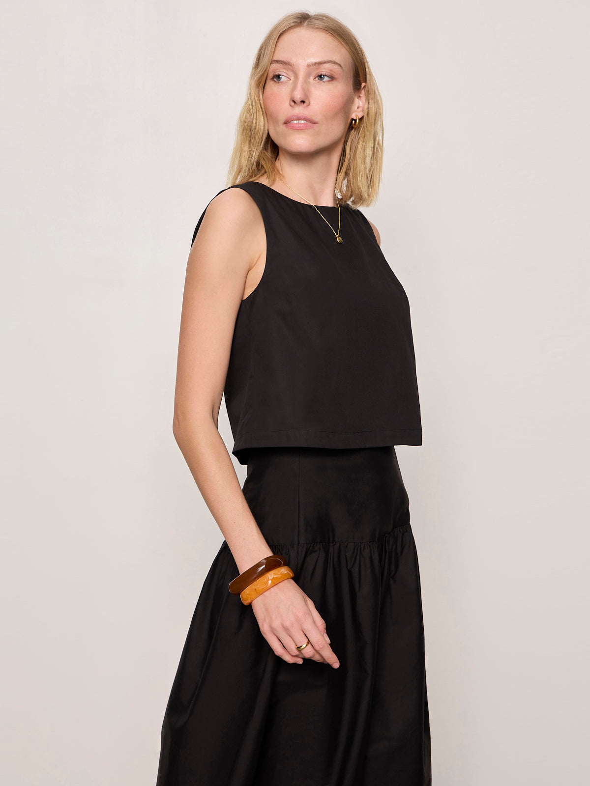 THE DESIRED SUMMER CROP SHELL BLACK - Sanctuary Clothing