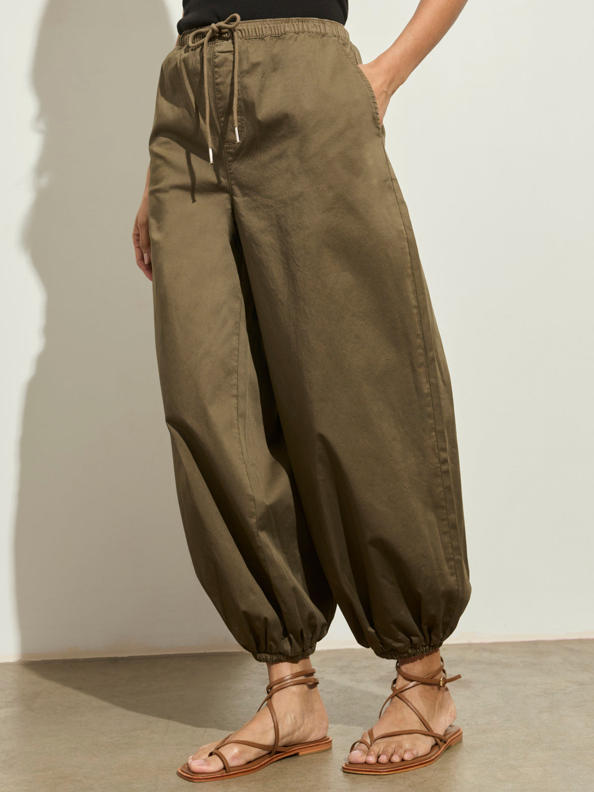 Float On Balloon Pant Timber - Sanctuary Clothing