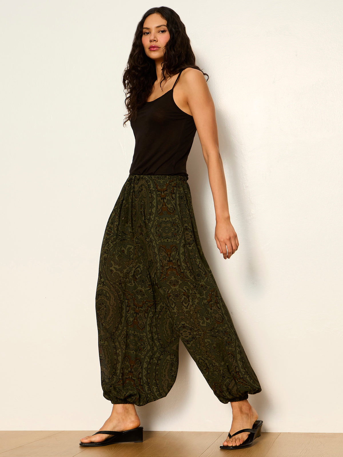 THE MOMENT VOLUME PANT MIDNIGHT MOSS - Sanctuary Clothing