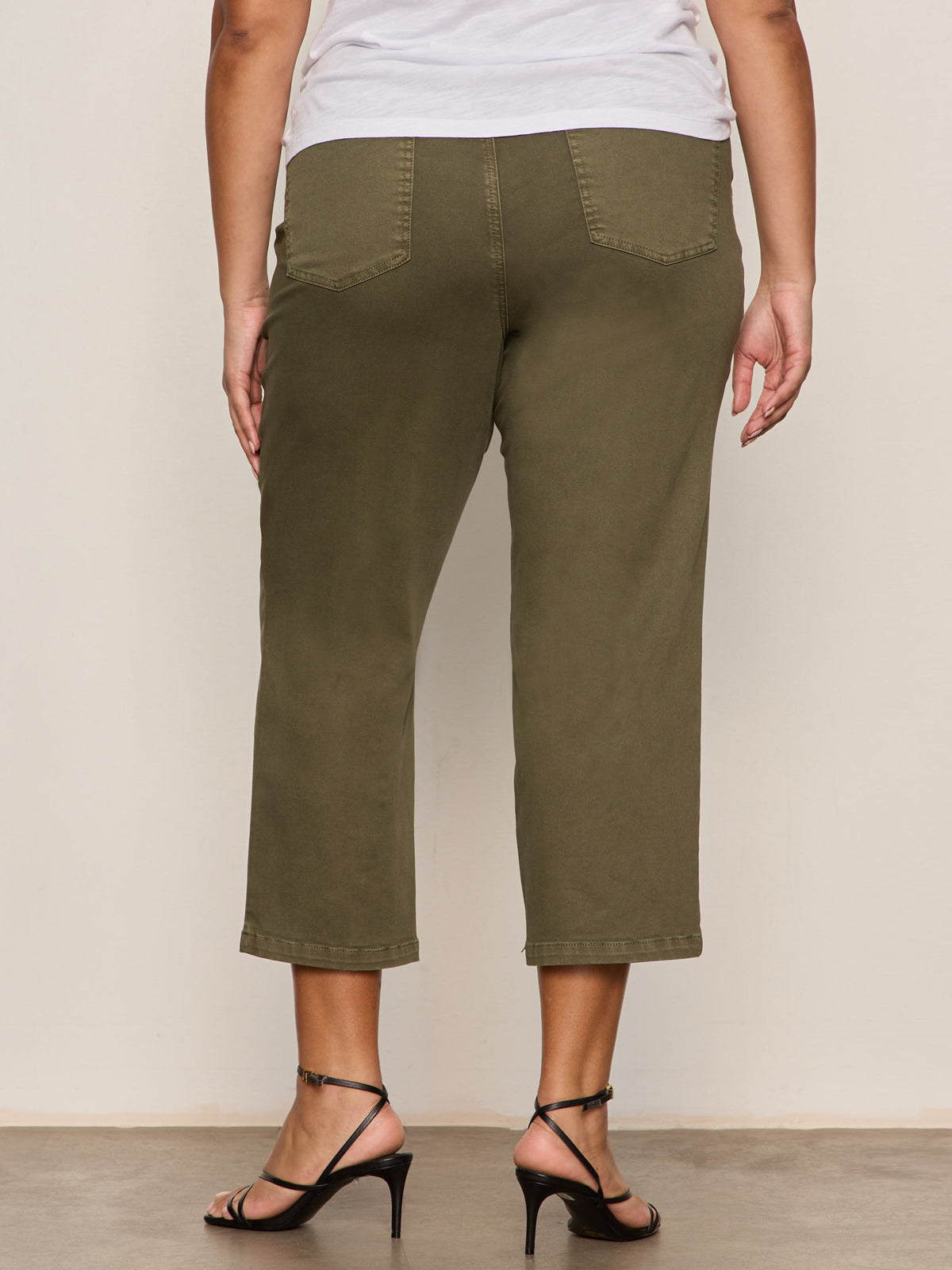 Retreat Crop Pant Burnt Olive Extended Sizing - Sanctuary Clothing