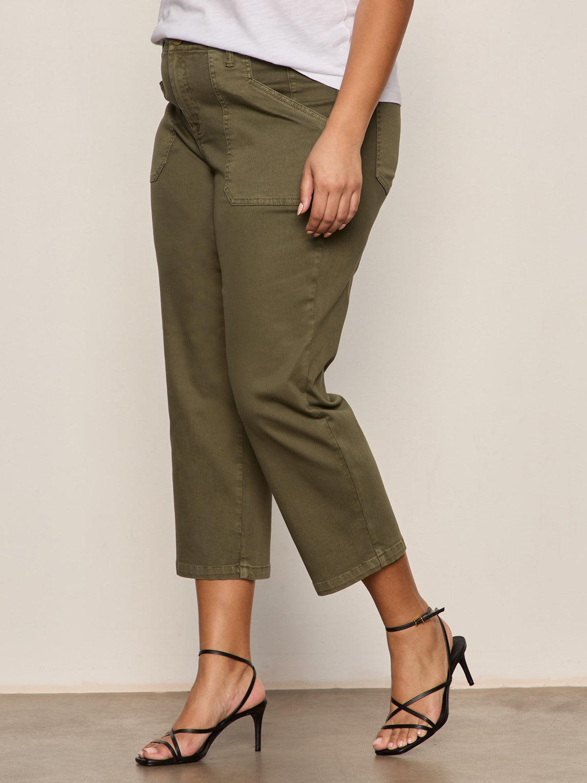 Retreat Crop Pant Burnt Olive Extended Sizing - Sanctuary Clothing