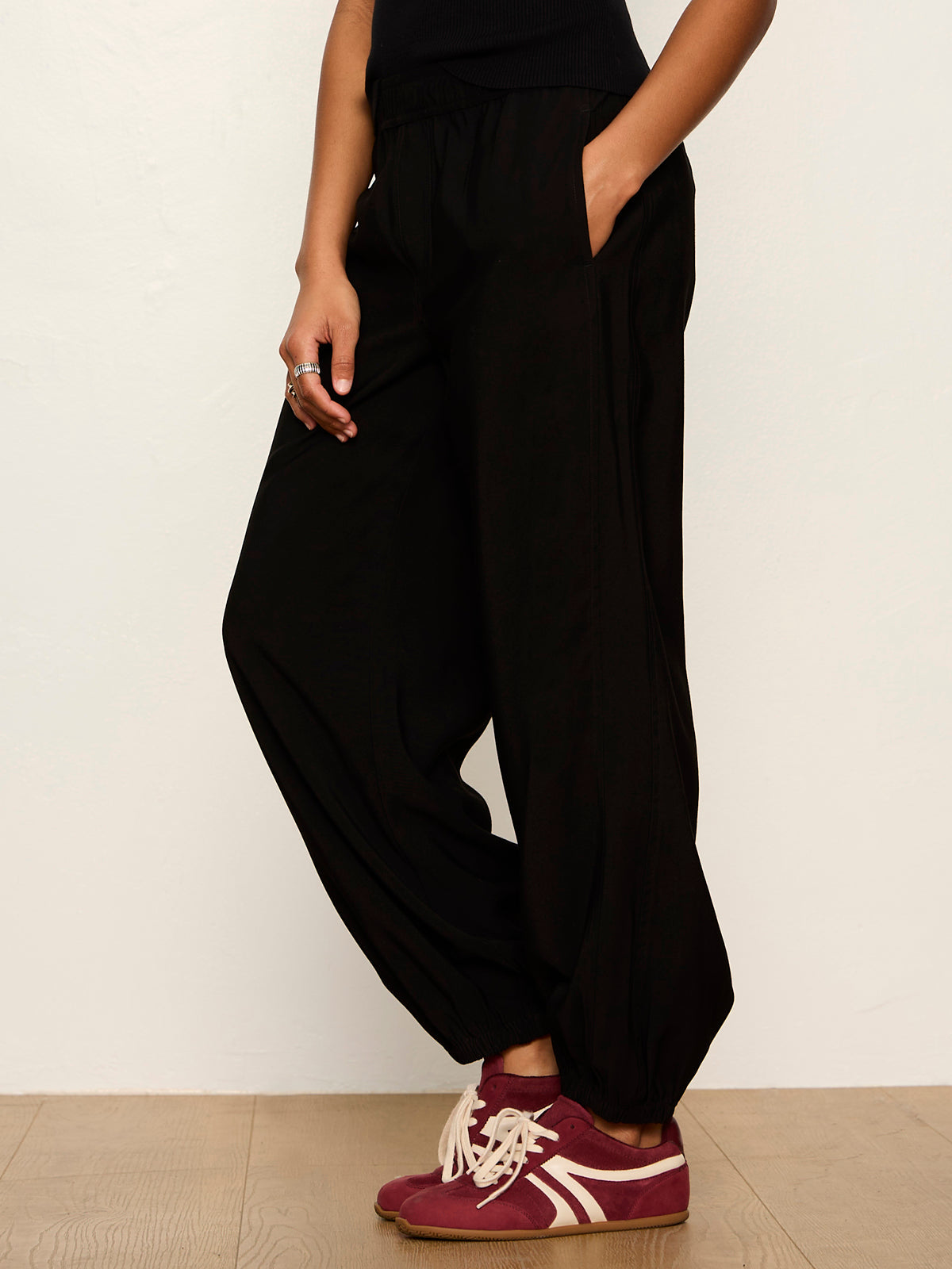 Micro Balloon Pant Black Petite Sizing - Sanctuary Clothing