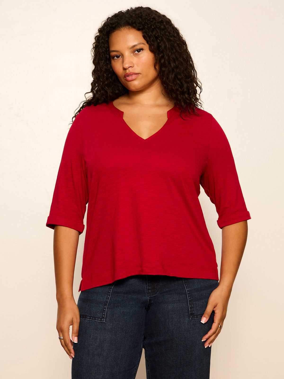 DOLCE NOTCH NECK TEE RED BERRY - Sanctuary Clothing
