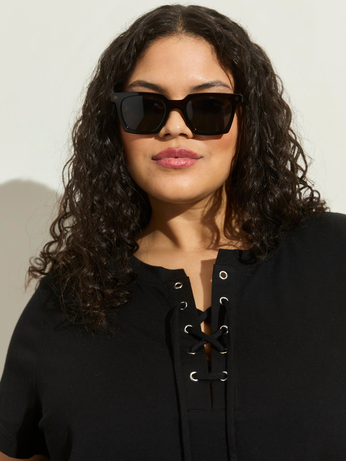 LACE UP TIMELESS TEE BLACK - Sanctuary Clothing