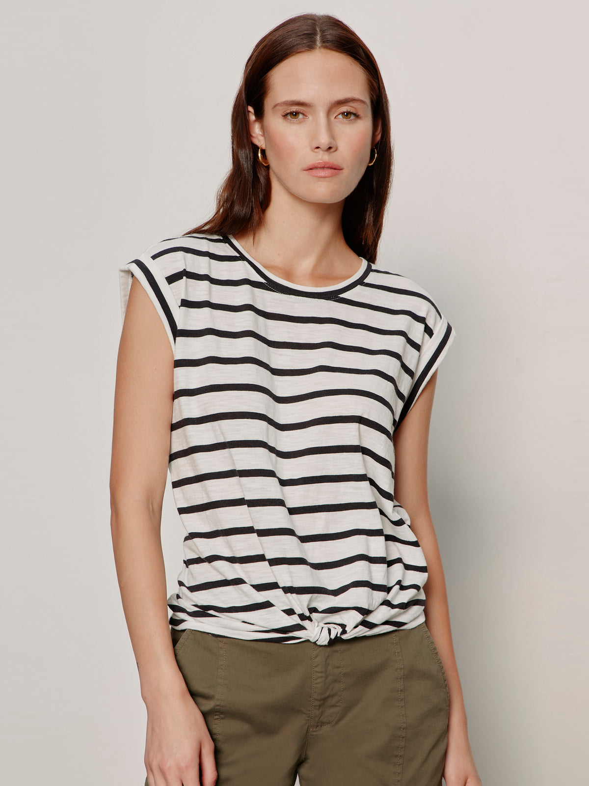 KNOTTED MUSCLE TEE CHALK/BLACK STRIPE - Sanctuary Clothing