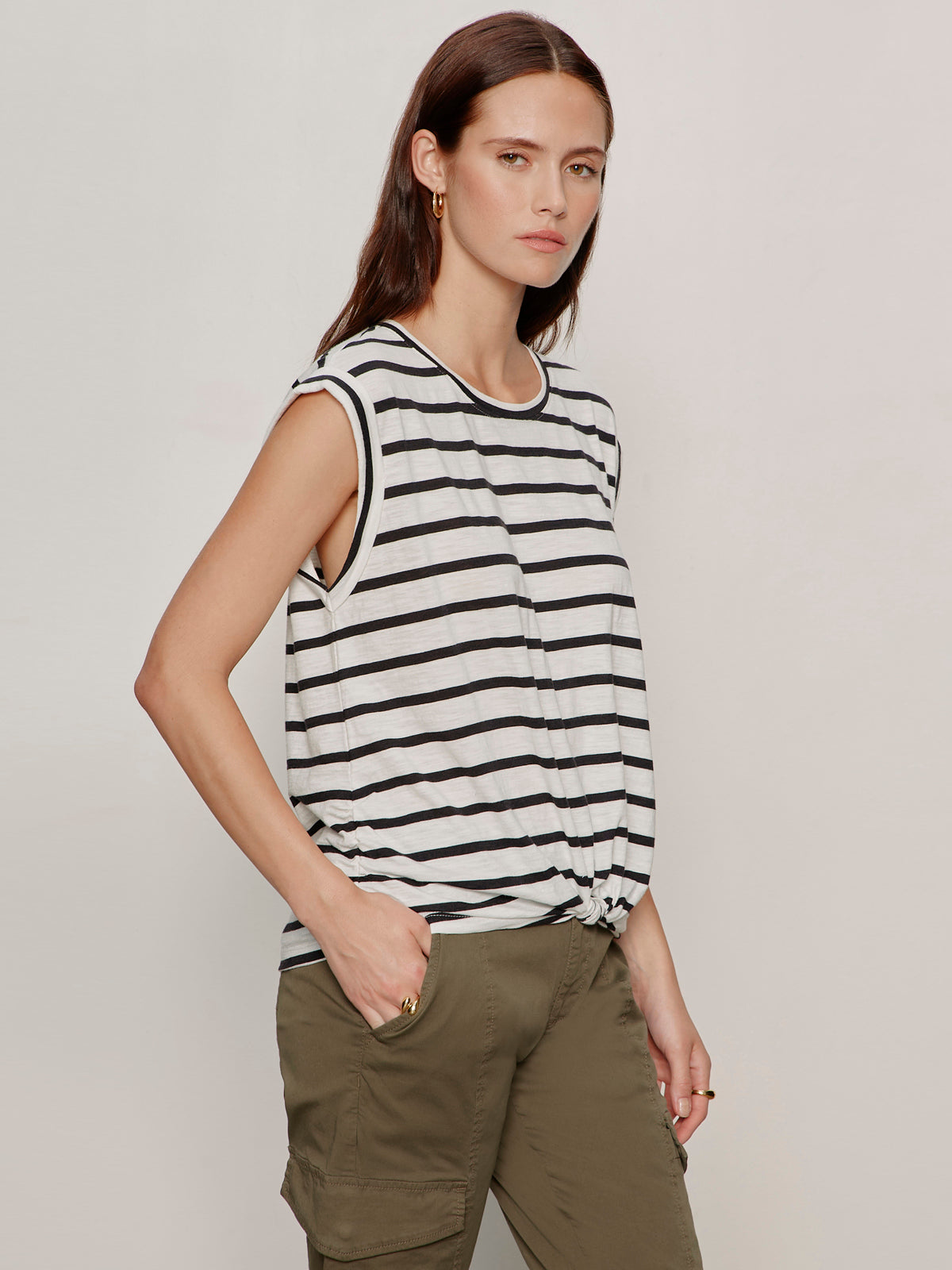 KNOTTED MUSCLE TEE CHALK/BLACK STRIPE - Sanctuary Clothing